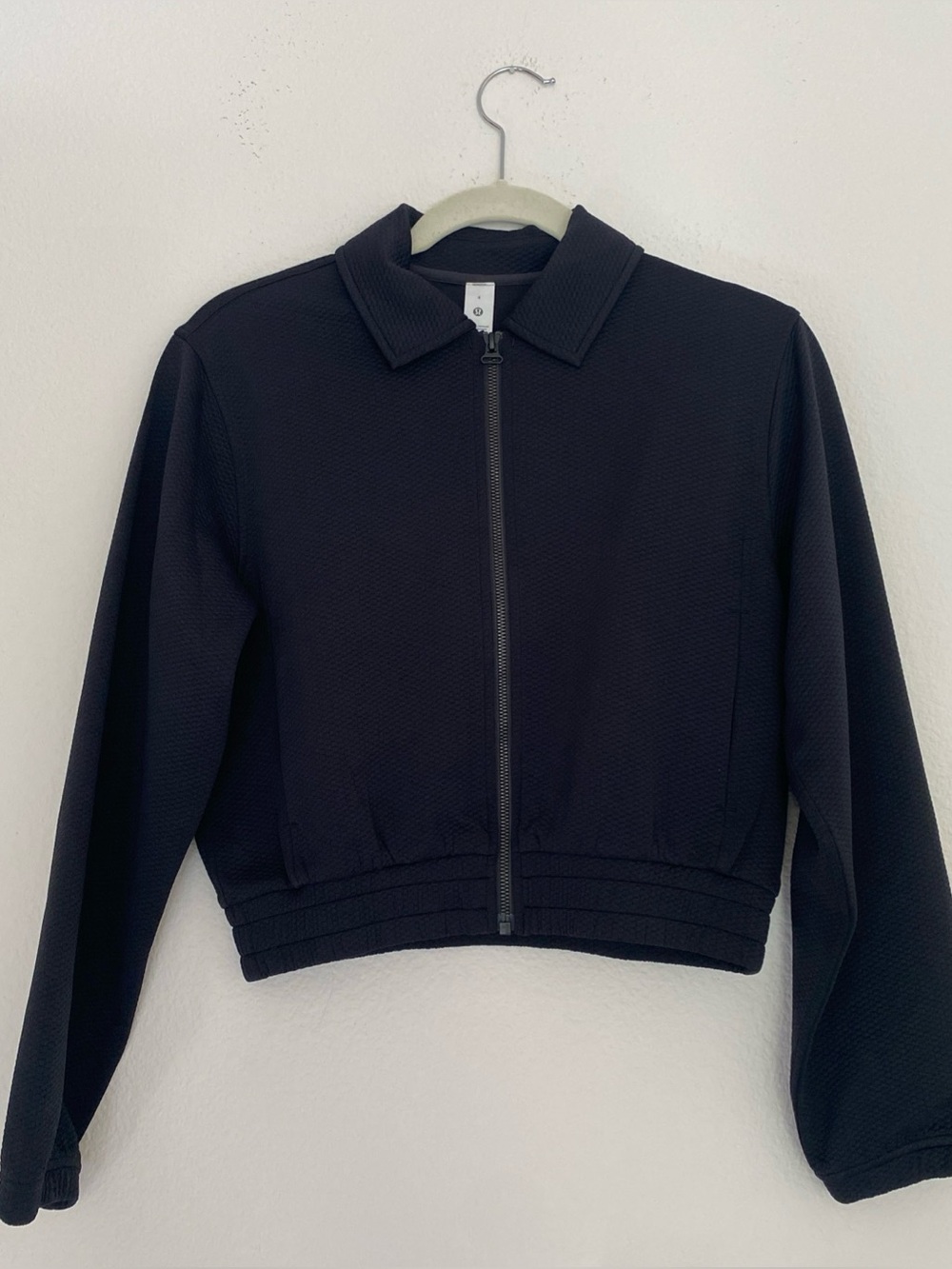 Lululemon Bubble-Knit Zip-Up Jacket Black  Size 4 Full Zip Pockets Knit